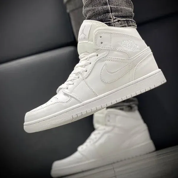 کفش پیاده روی مدل Air Jordan 1 ساق دار، تصویر 2
